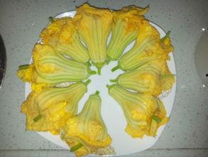 老家傍晚吃瓜,老家傍晚的瓜香时光