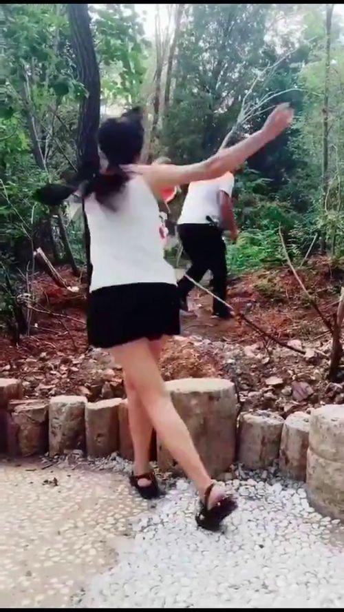 老妹吃不吃瓜,揭秘娱乐圈那些事儿